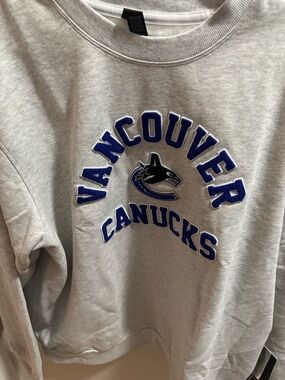 Steady Steady Crew - Vancouver Canucks